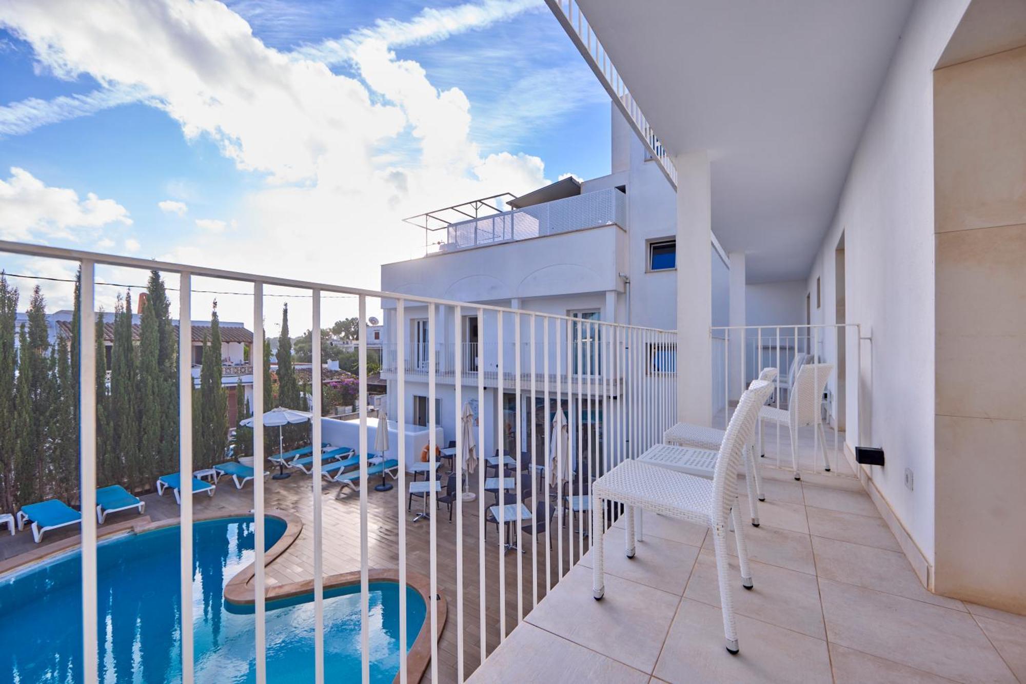 Inner Hotel Rupit "Adults Only" กาลาดอร์ ภายนอก รูปภาพ